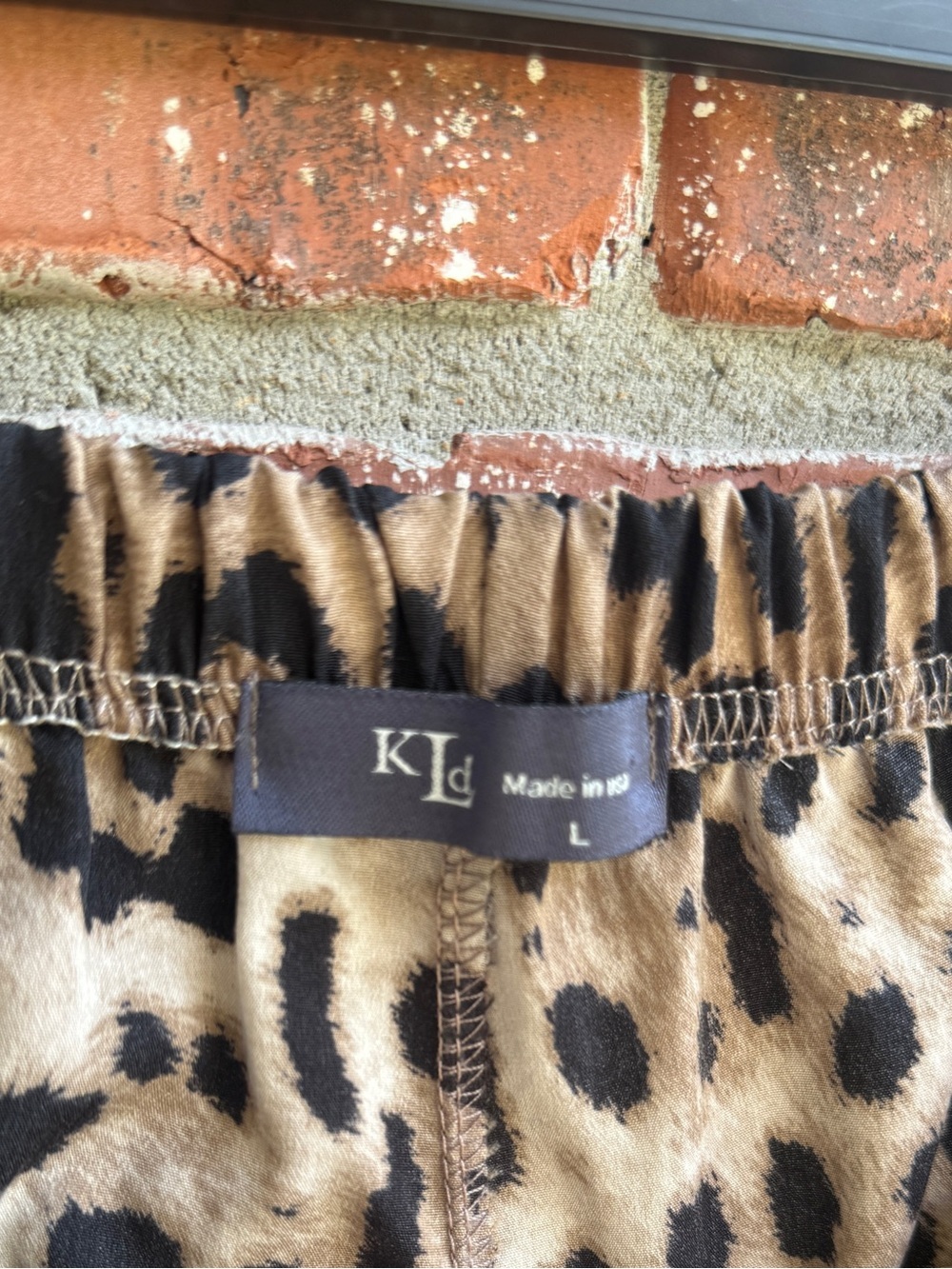 Animal Print Pull On Wide Leg Pants - Picture 5 of 5